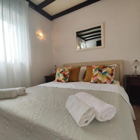 Apartment Astoria Крило Экстерьер фото
